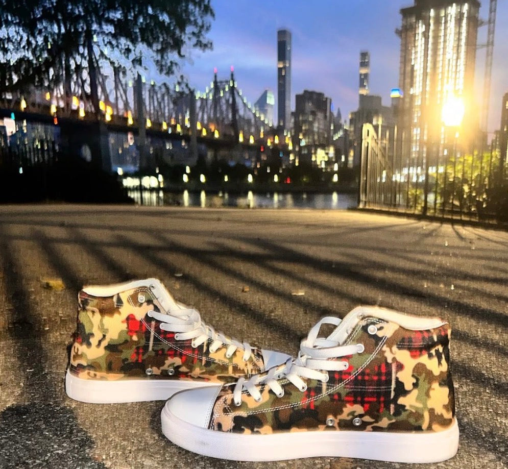 Camo Flannel Women’s high top canvas shoes