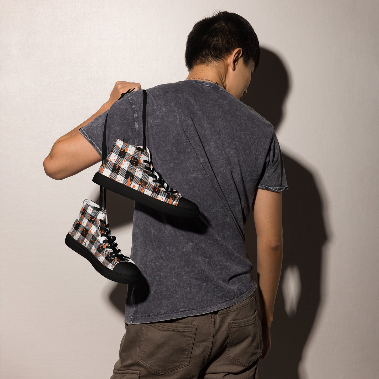 Checkered Men’s high top canvas shoes