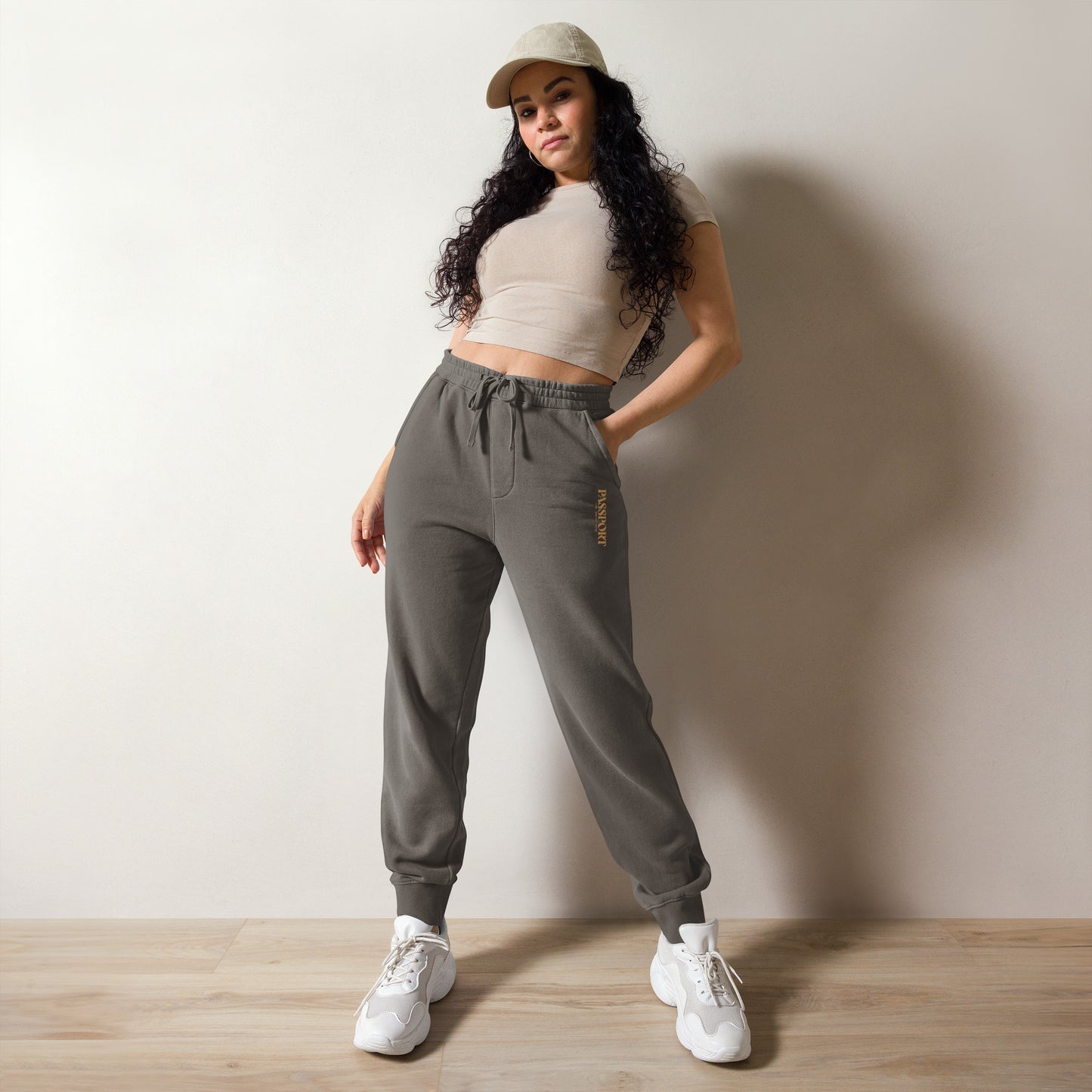 Passport Unisex pigment-dyed sweatpants