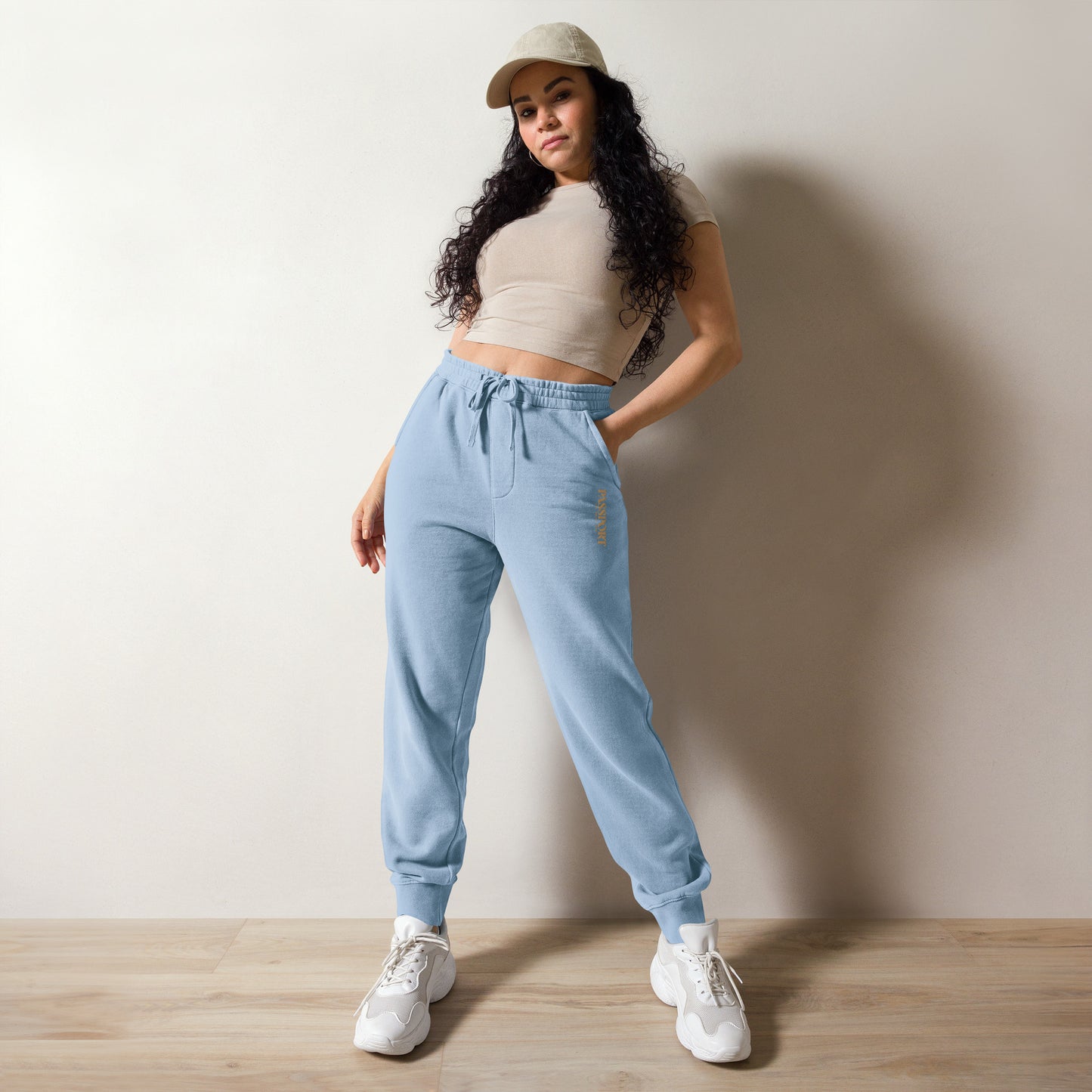 Passport Unisex pigment-dyed sweatpants