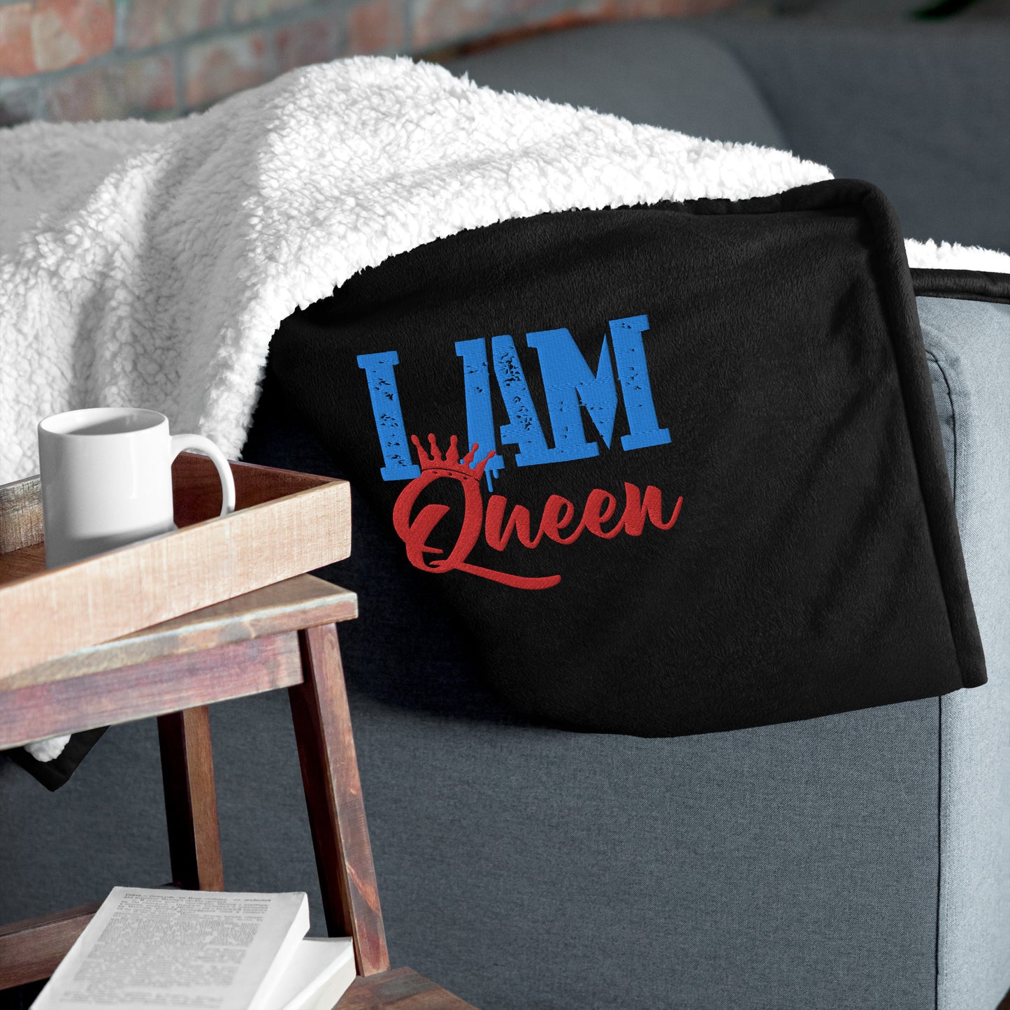 I Am Queen Premium sherpa blanket