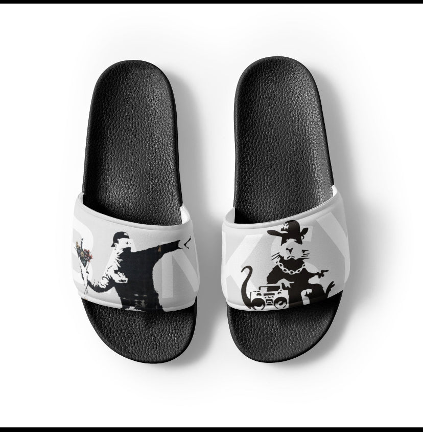 Banksy B&W Men’s slides