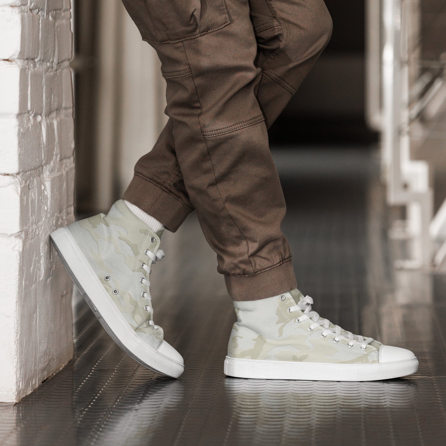 I Am Camo shadow Men’s high top canvas shoes