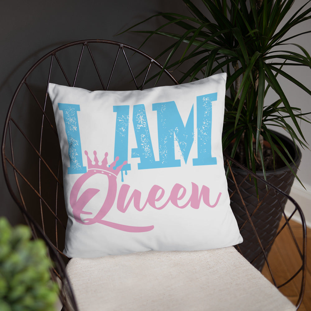 I Am Queen Basic Pillow
